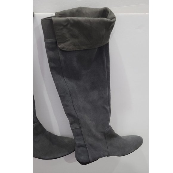 $105 Discount ✅ Nine West SITCOM Over the Knee Grey Suede Boots 8½M  ✨ NEW - Picture 2 of 12